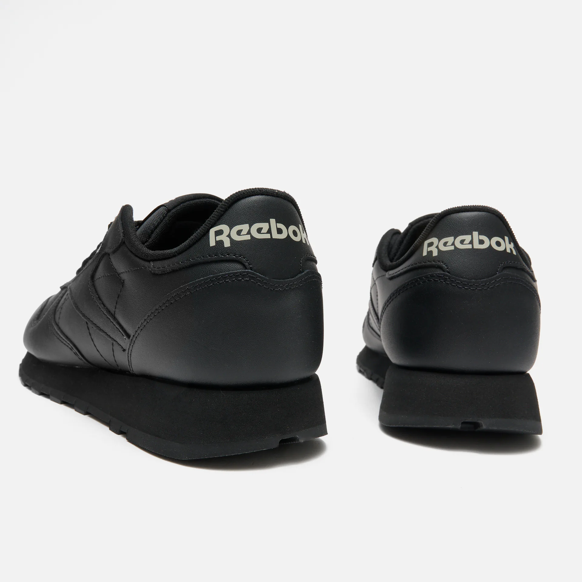 Reebok Classic Leather Sneaker Black/Black/Pure Grey