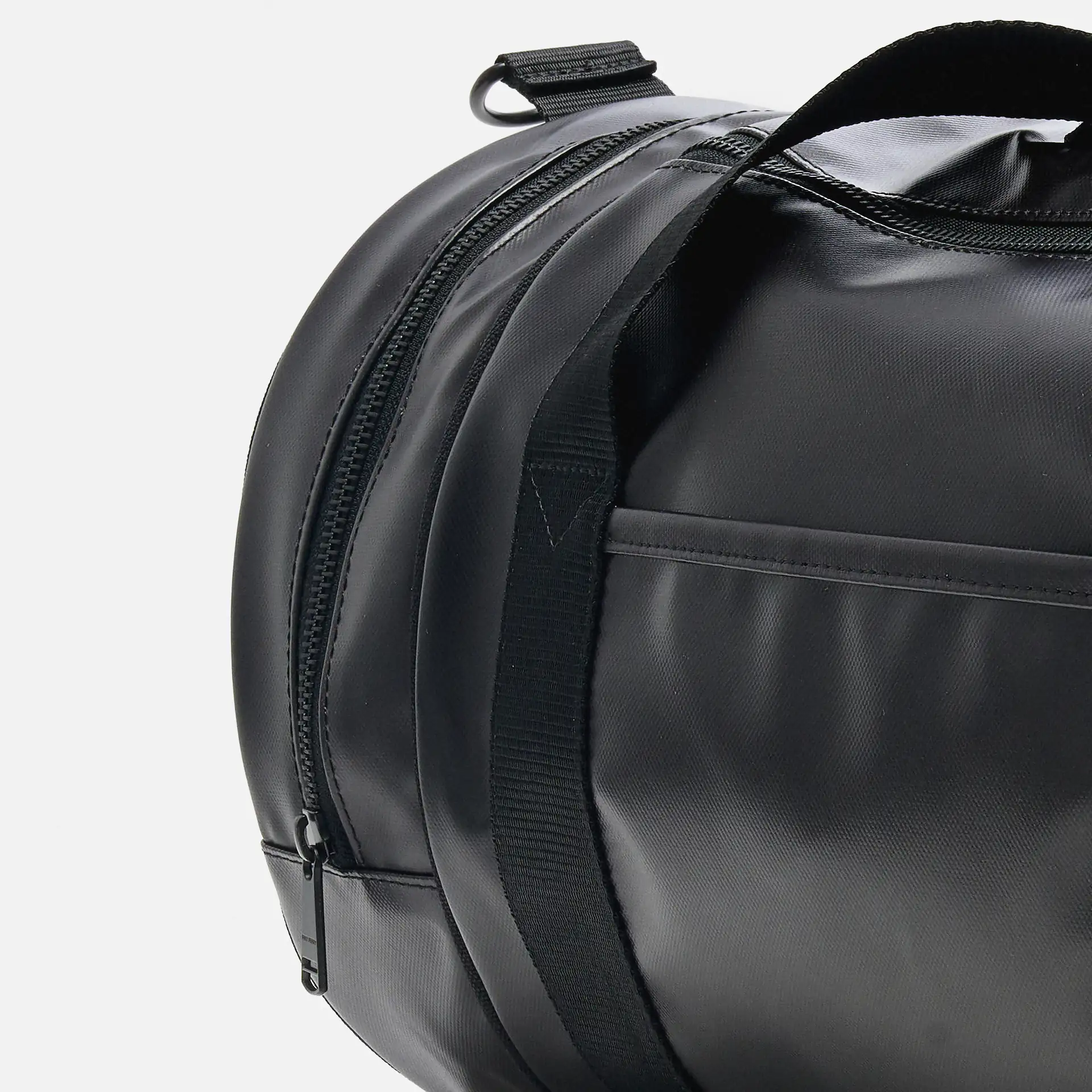 Fred Perry Tonal PU Barrel Bag Black/Gold