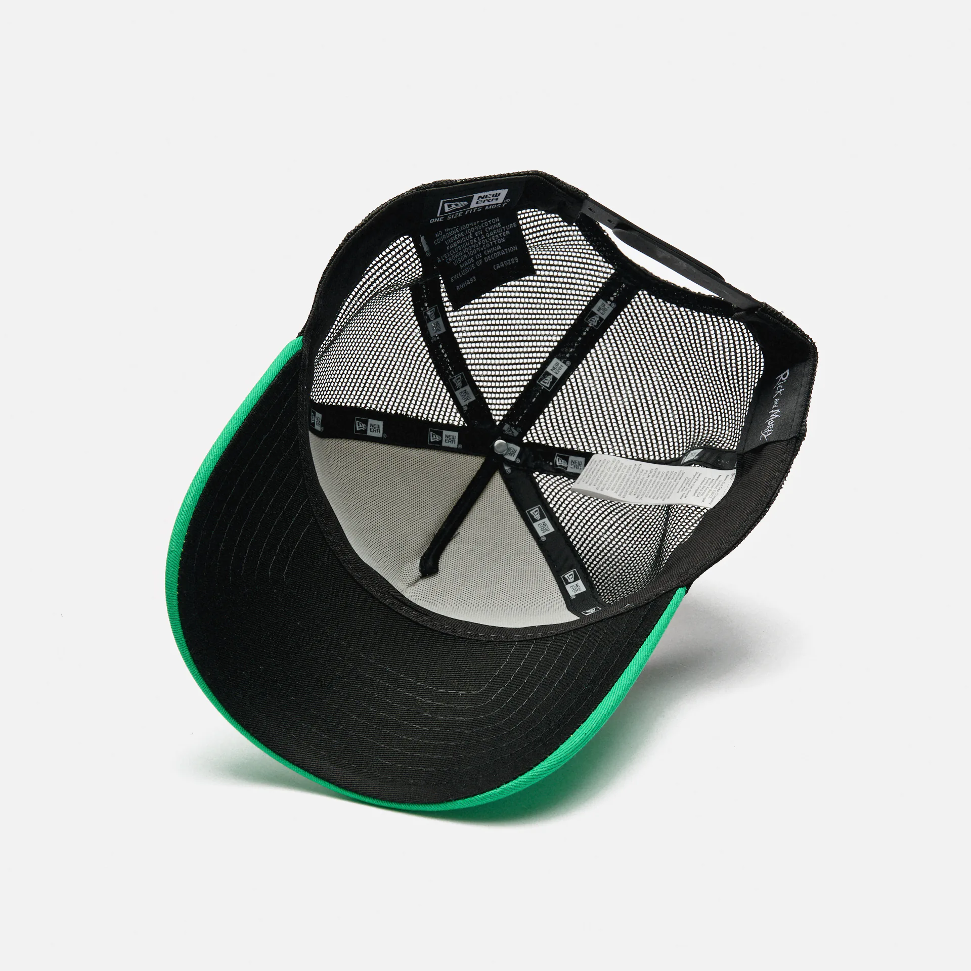 New Era Character Trucker Rick And Morty Snapback Cap Green/White