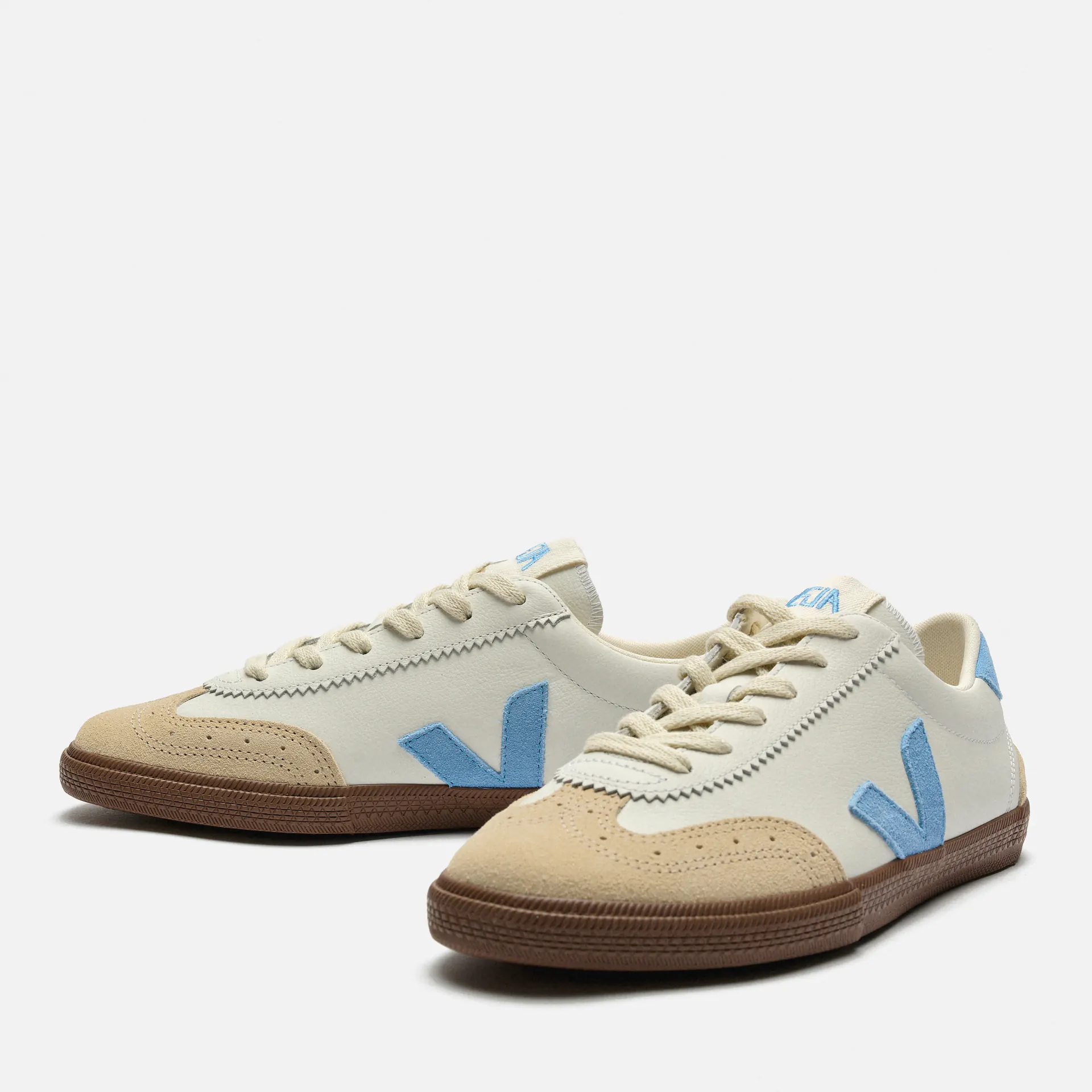 Veja Volley O.T. Leather Sneaker White/Aqua/Bark